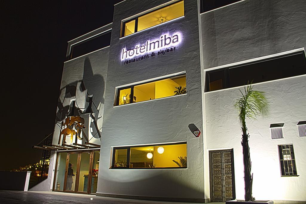 Hotel Miba ซาโลเบรญา ภายนอก รูปภาพ